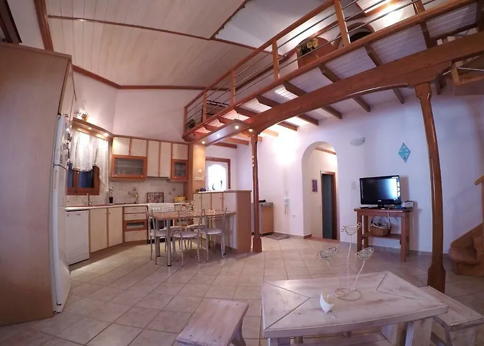 Papadogiannopoulos House